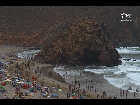 أجواء الاصطياف بالشاطئ الرائع لمير اللفت