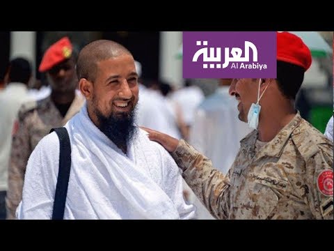 شاهد العاملون في القطاع الأمني والخدمي والصحي يرعون حجاج بيت الله