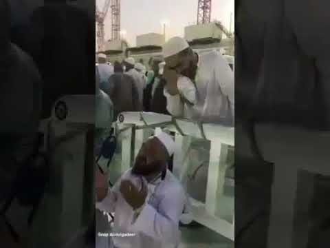 شاهد رد فعل مؤثر لحاج بعد انتهائه من مناسك الحج