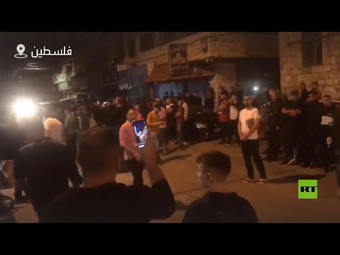 شاهد فلسطينيون يطالبون بإقامة صلاة العيد داخل مسجد عثمان بن عفان الجديد