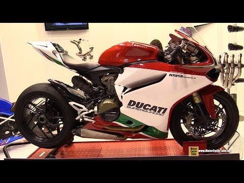 الدراجة النارية 2015 ducati panigale 1199