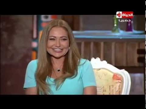 شاهد ليلى علوي تحكي تفاصيل علقة موت من أهلها